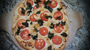 kale & tomato pizza