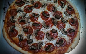 pepperoni & mushroom pizza